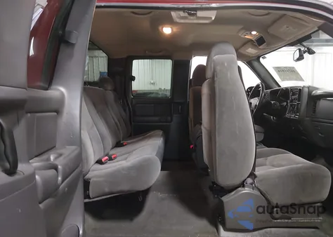 2004 Chevrolet Silverado 1500 Z71 из США, поврежденный, VIN 2GCEK19T441394177